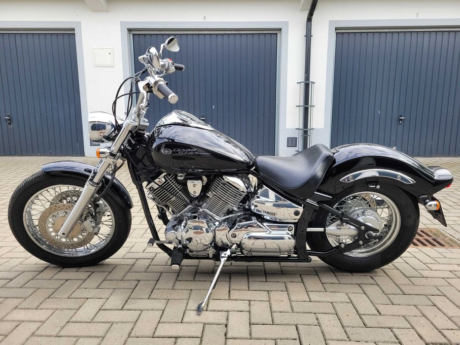 Yamaha XVS 1100 Custom