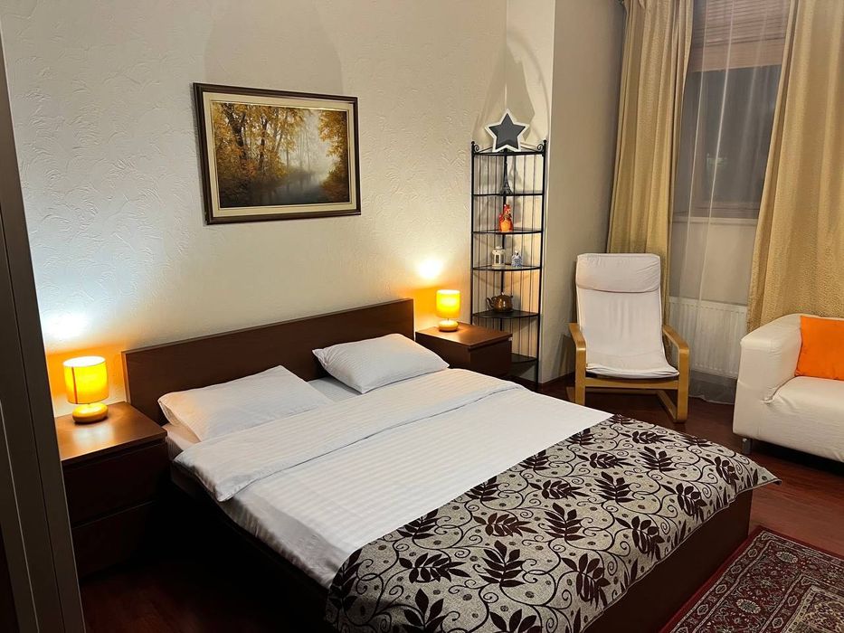 Подобово оренда квартир і таунхаусів з басейном, сауною і більярдом