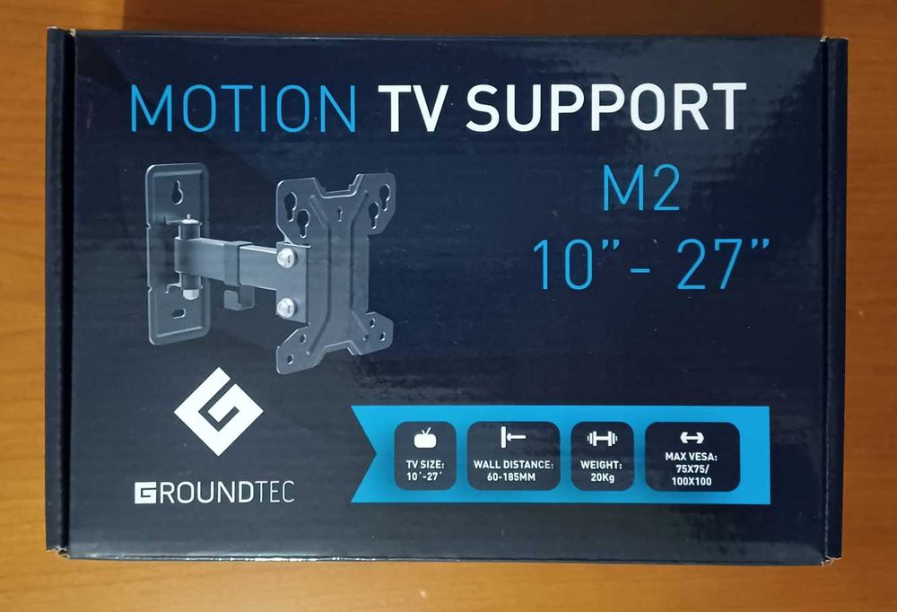 Televisão / Monitor Samsung com suporte de parede incluído.