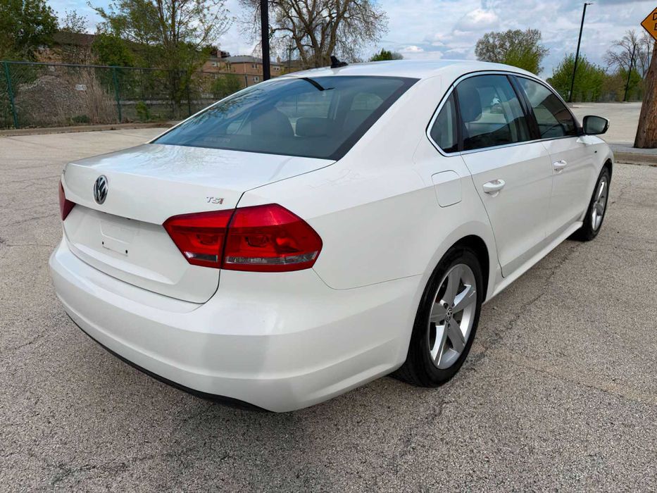 Volkswagen Passat      2015