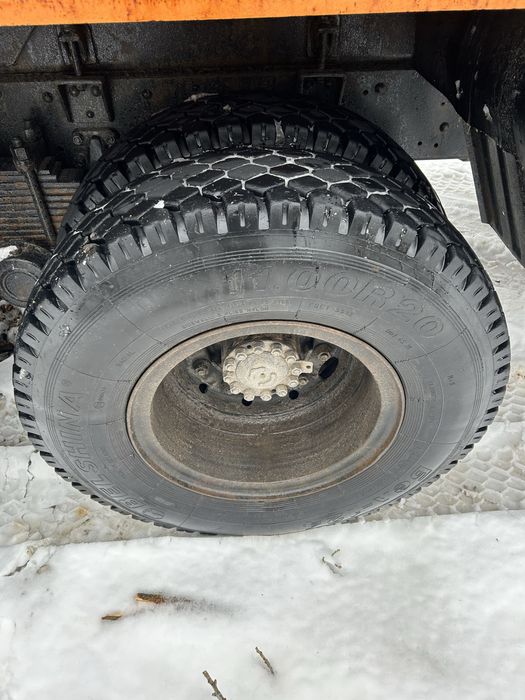 Колеса 11.00 R20