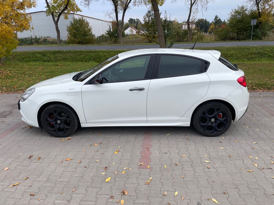 Alfa Romeo Giulietta 2.0 JTDM 150 KM | SPRINT | Ksenon | Navi 6.5 | Hak | Bezwypadkowa | Bogata opcja