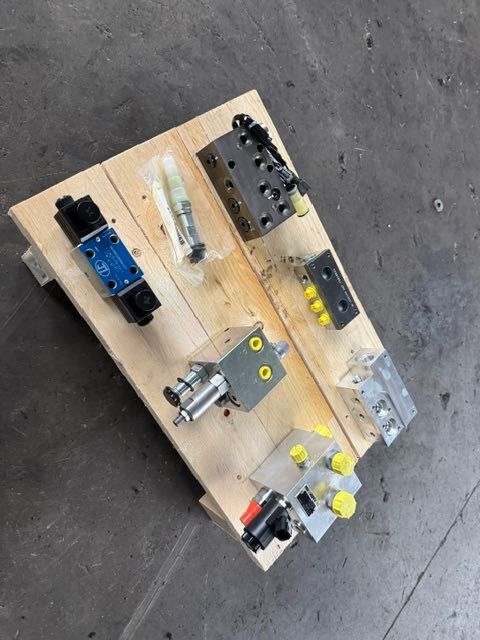 paleta hydrauliki nowa do maszyn budowlanych