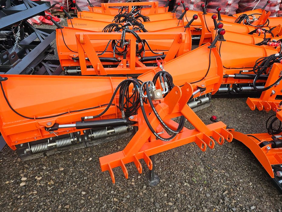 pług do śniegu strzałka komunalny hydrauliczny lekki spych