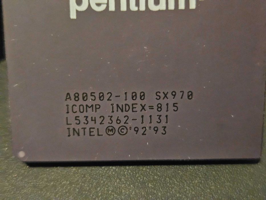 Procesor Intel Pentium SX970