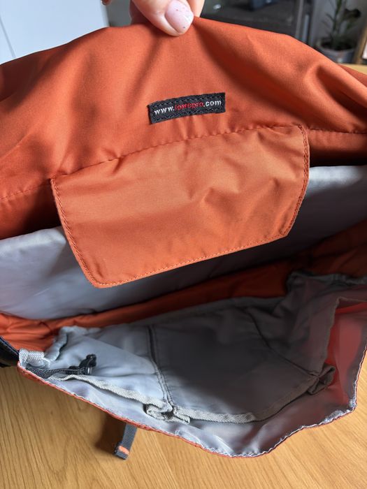 Сумка для ноутбука Lowepro Factor