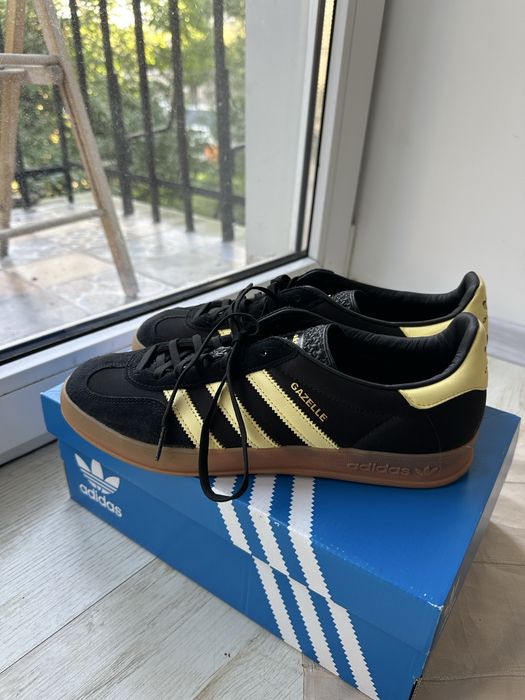 Кросівки adidas gazelle indoor 42,5 IG4999