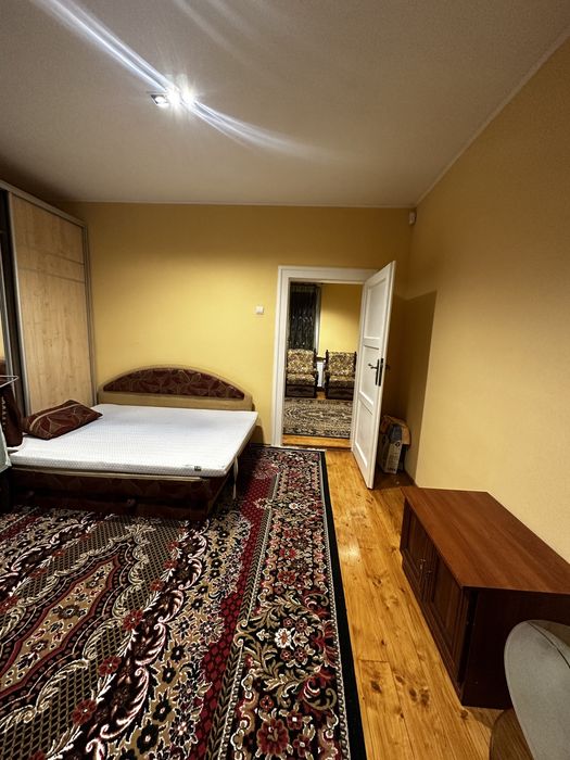 Оренда будинку 3 к в центрі міста біля площі лаборця