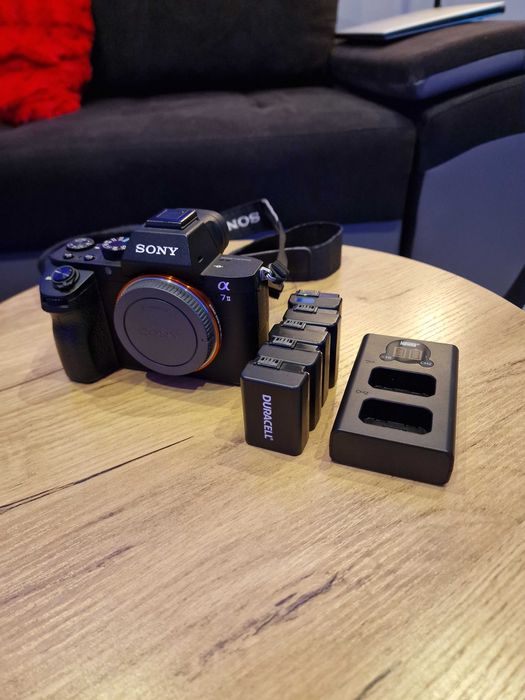 Sony A7 II, przebieg 11tys, 5 baterii + ładowarka