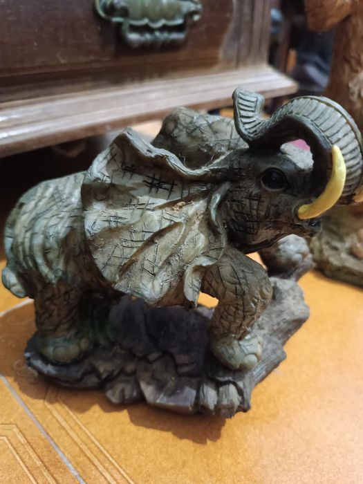 Vende coleção de Bonecos de Madeira Pura (bonecos e animais)