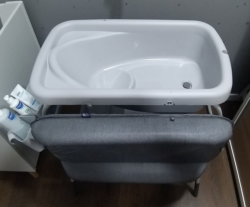 Banheira Chicco com muda fraldas
