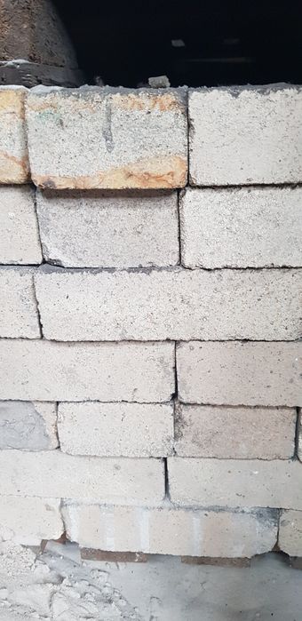 Цегла вогнетривка-шамотна ША5 БВ гарний стан