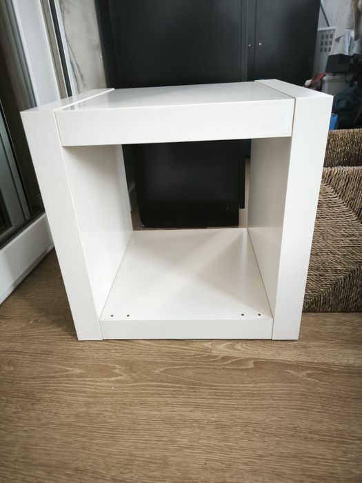 Cubo IKEA com cesto de vime