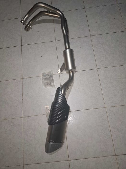 Escape Yamaha yzf-r7 r7