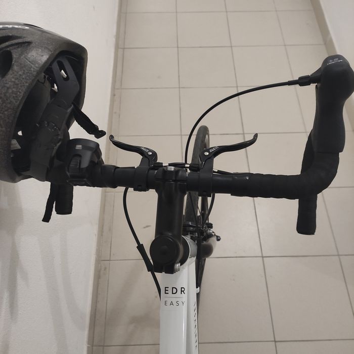 Bicicleta de estrada Triban como Nova