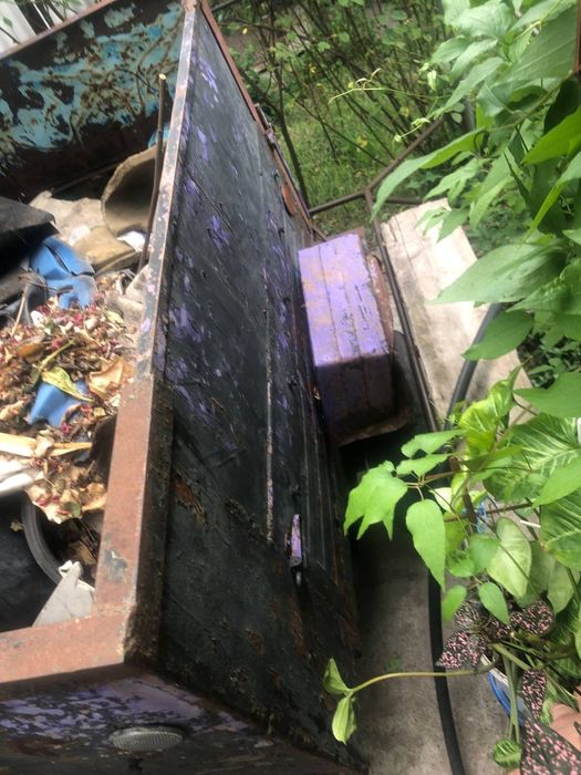 Причеп легковий з усиленою рамой