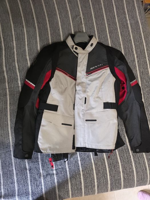 [NOVO] 2 Capacetes HJC com Intercomunicador (L e XL) + Casaco Moto Mulher 3 em 1 (Tam. 44)
