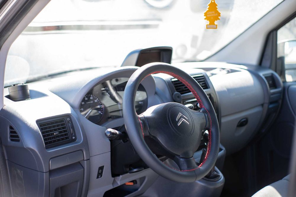 Citroën Jumpy 2.0 HDi (120cv) – O "Tanque" do Trabalho (Com GPS de Origem!)