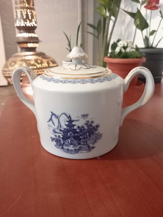 Conjunto de Peças Vista Alegre - Decoração "Pequim" (Azul e Ouro)