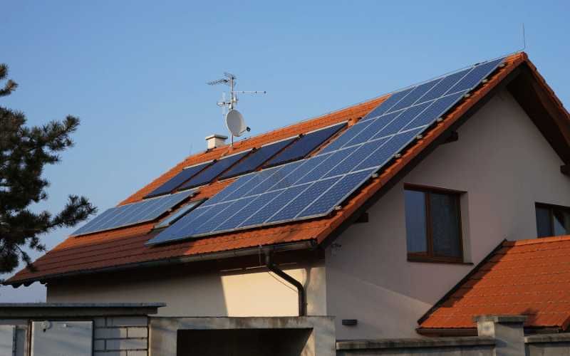 fotowoltaika | Jinko + Sofar Solar | 5 kW + magazyn 10 kWh | dotacje