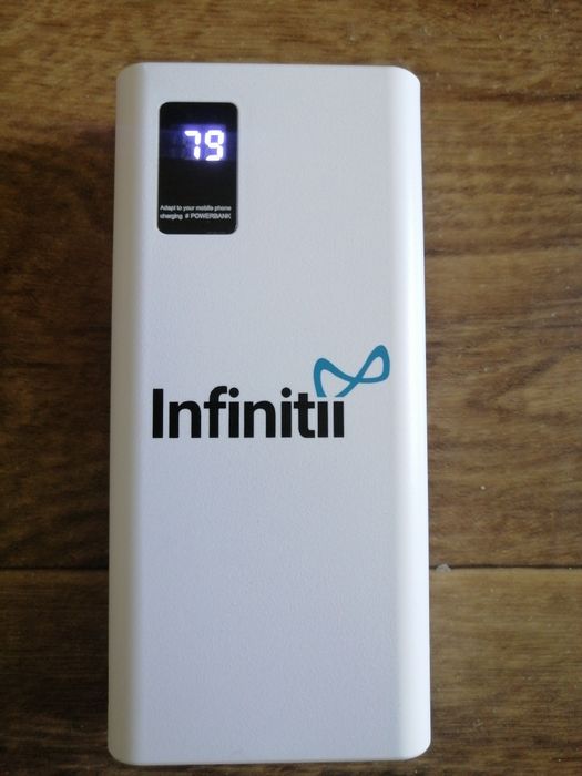 Повербанк Infiniti 20000 mAh – у відмінному стані.