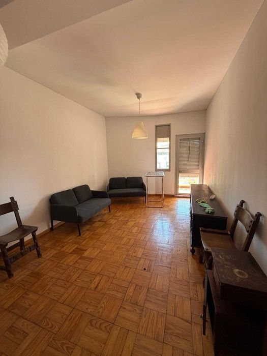 Arrenda-se APARTAMENTO T4-Castelo Branco