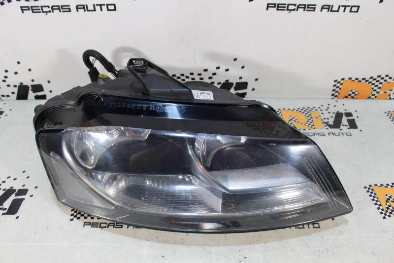Ótica / farol direita AUDI A3 (8P1)