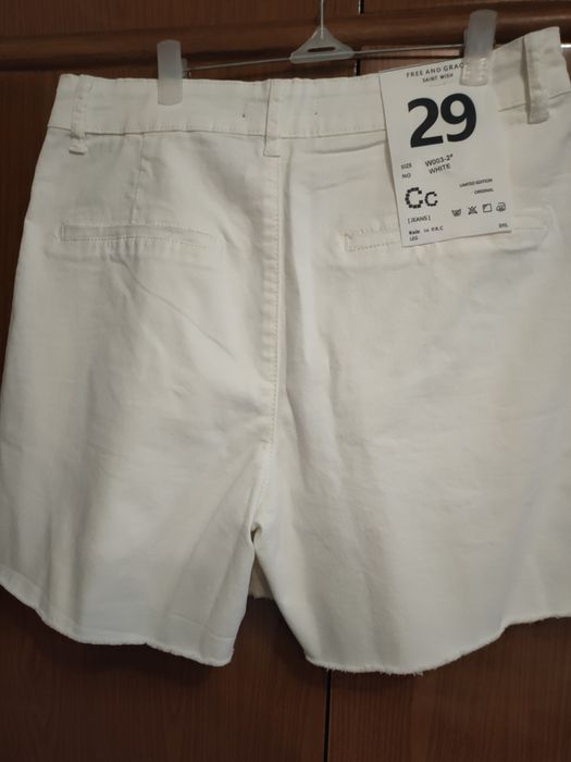 Юбка ,   шорты .