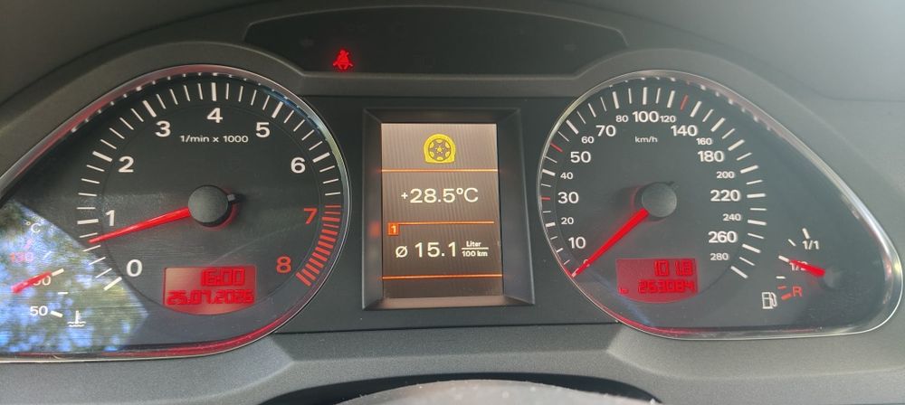 AudiI A6C6 3.2auk