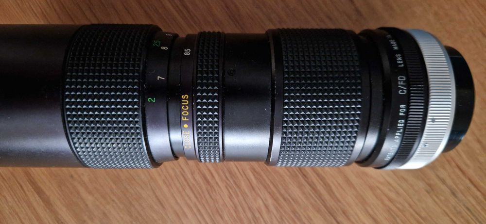 Teleobjetiva Vivitar FD 85-105mm