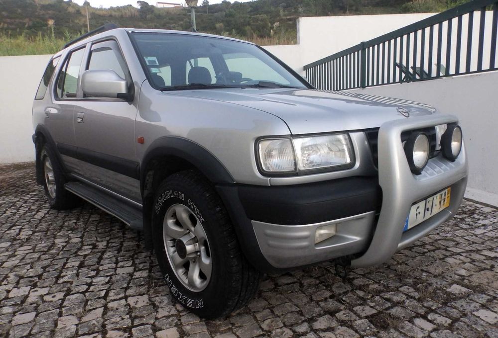 Opel Frontera B 2.2 DTI 16V, versão Limited, de 2000, com 112.000 km