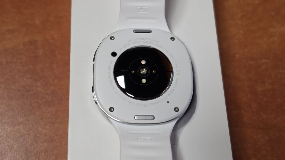 Samsung Galaxy Watch 8 44mm LTE srebrny, stan bdb, gwarancja