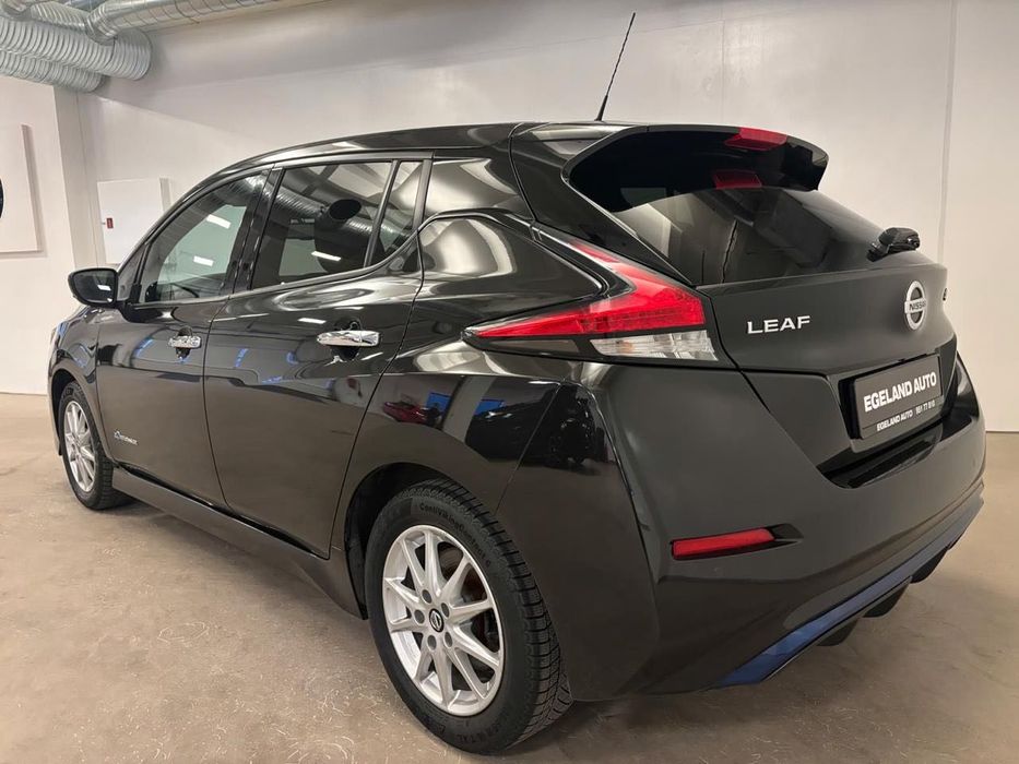 Nissan Leaf 2018 року з Європи