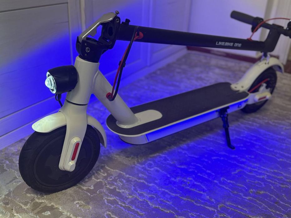 Електро самокат.