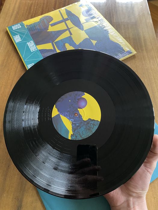 Ross From Friends – Family Portrait