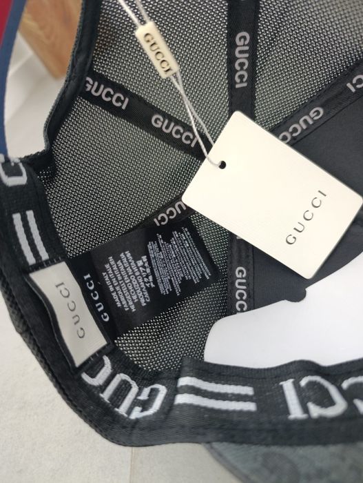 Boné Gucci GG Supreme