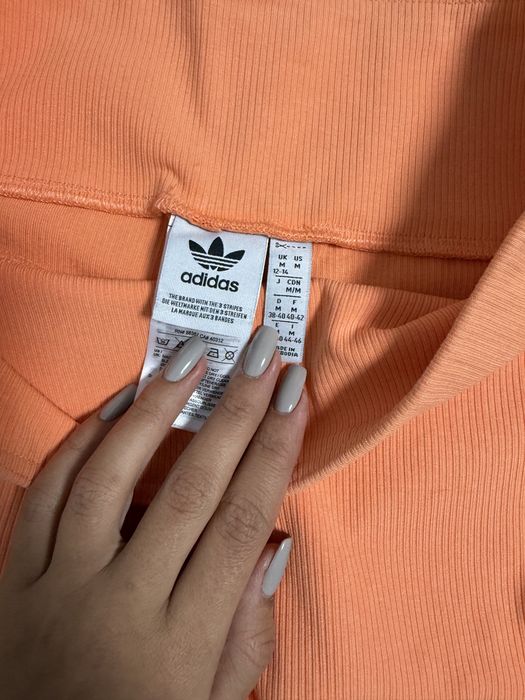 Велосипедки Nike та Adidas