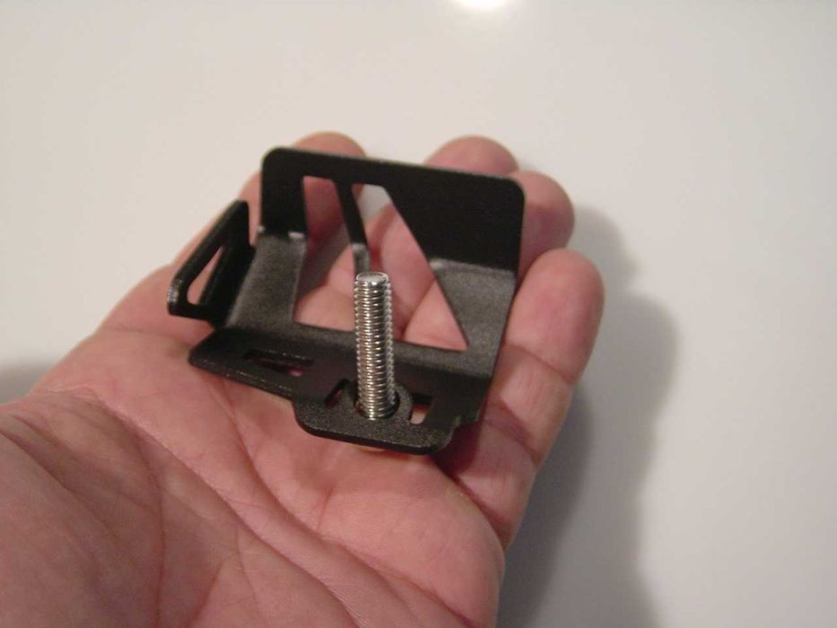 Proteção do reservatório de líquido travão MT, FZ, XSR