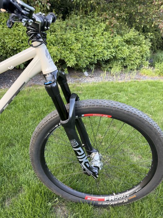 Pivot point dirt bike mojave