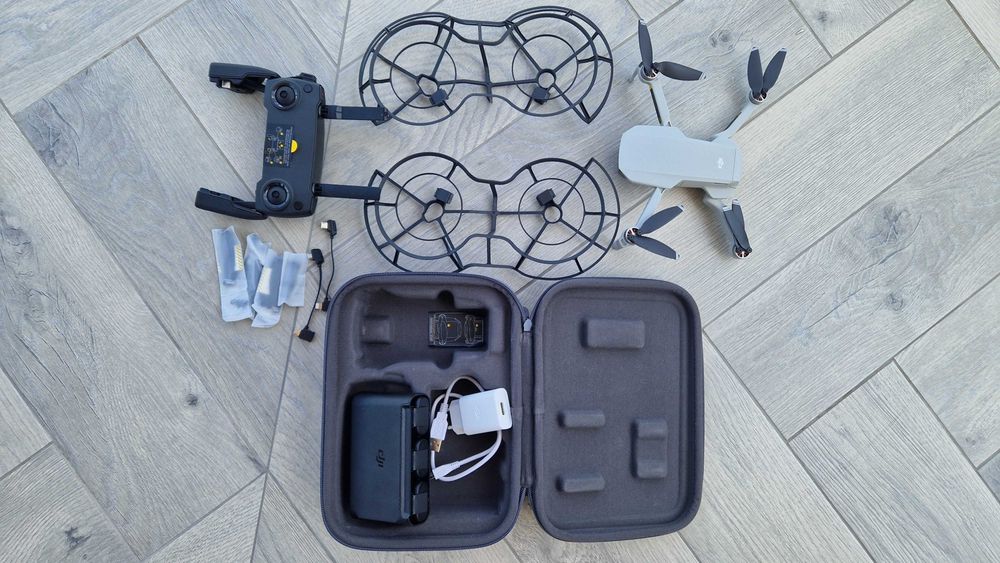 DJI Mavic mini 1 fly more combo
