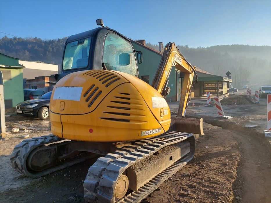 Koparka JCB 8085