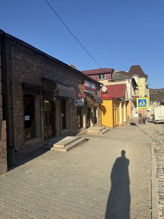 Здається приміщення в центрі Чорткові