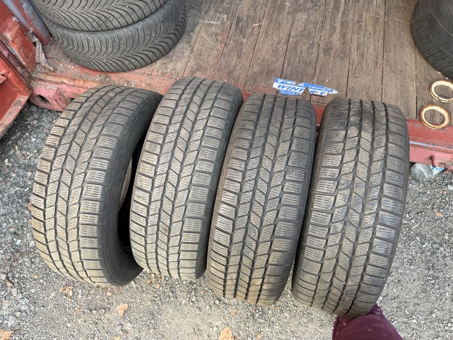 215/60/16 Continental ts815