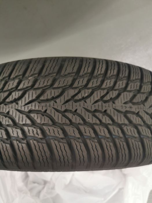 Koła zimowe 205/ 60 r16 VW Nokian