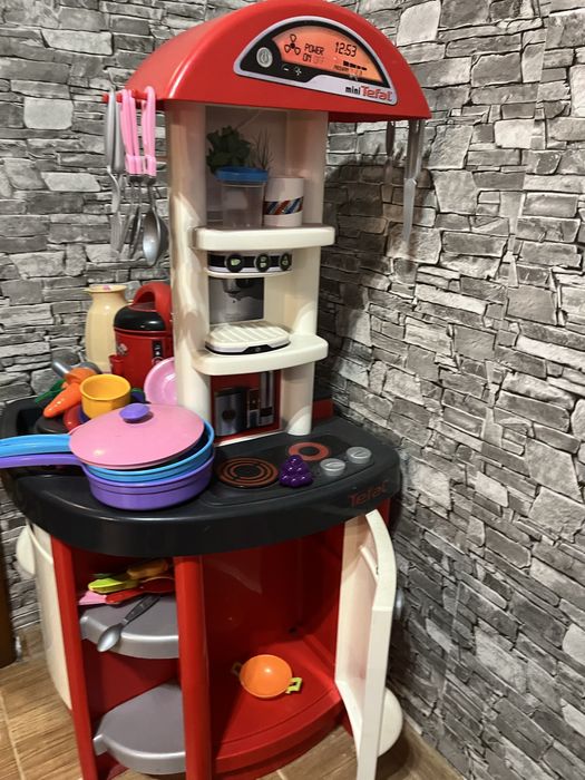 Ігрова кухня , дитяча.