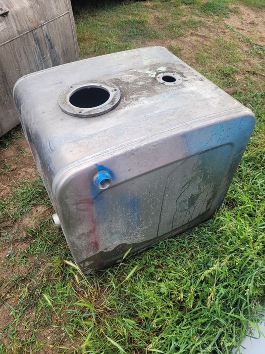 Zbiornik hydrauliczny 60x62x70 dł/wys/gł zbiornik w stanie bdb
