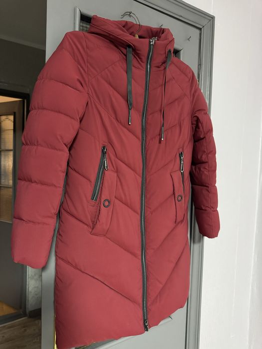 Пуховик жіночий ЗИМОВИЙ, розмір L