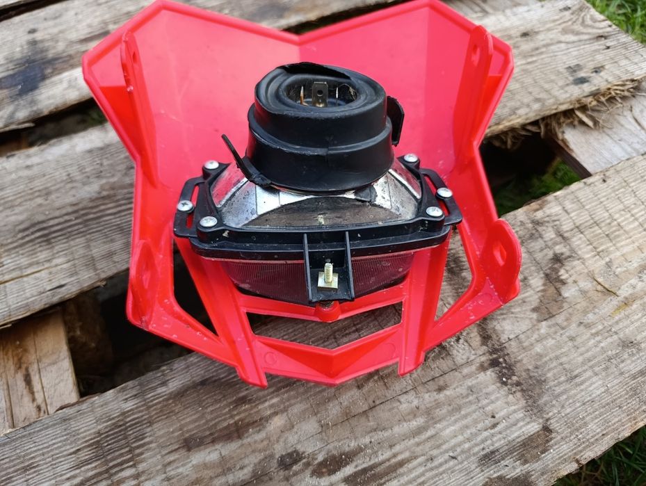 Czasza Aprilia SX 125 18 - 21 r przednia obudowa lampa reflektor A4