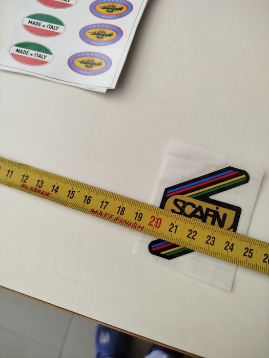 Autocolante para tubo direção