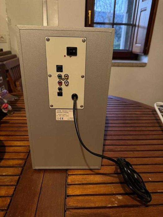 Subwoofer Mustek